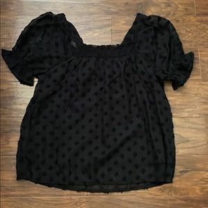 This blouse is from the app “Jane”. This is a size small.